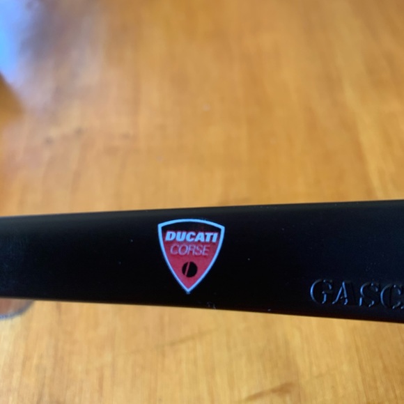 Oakley Gascan Ducati Edition - Picture 5 of 10